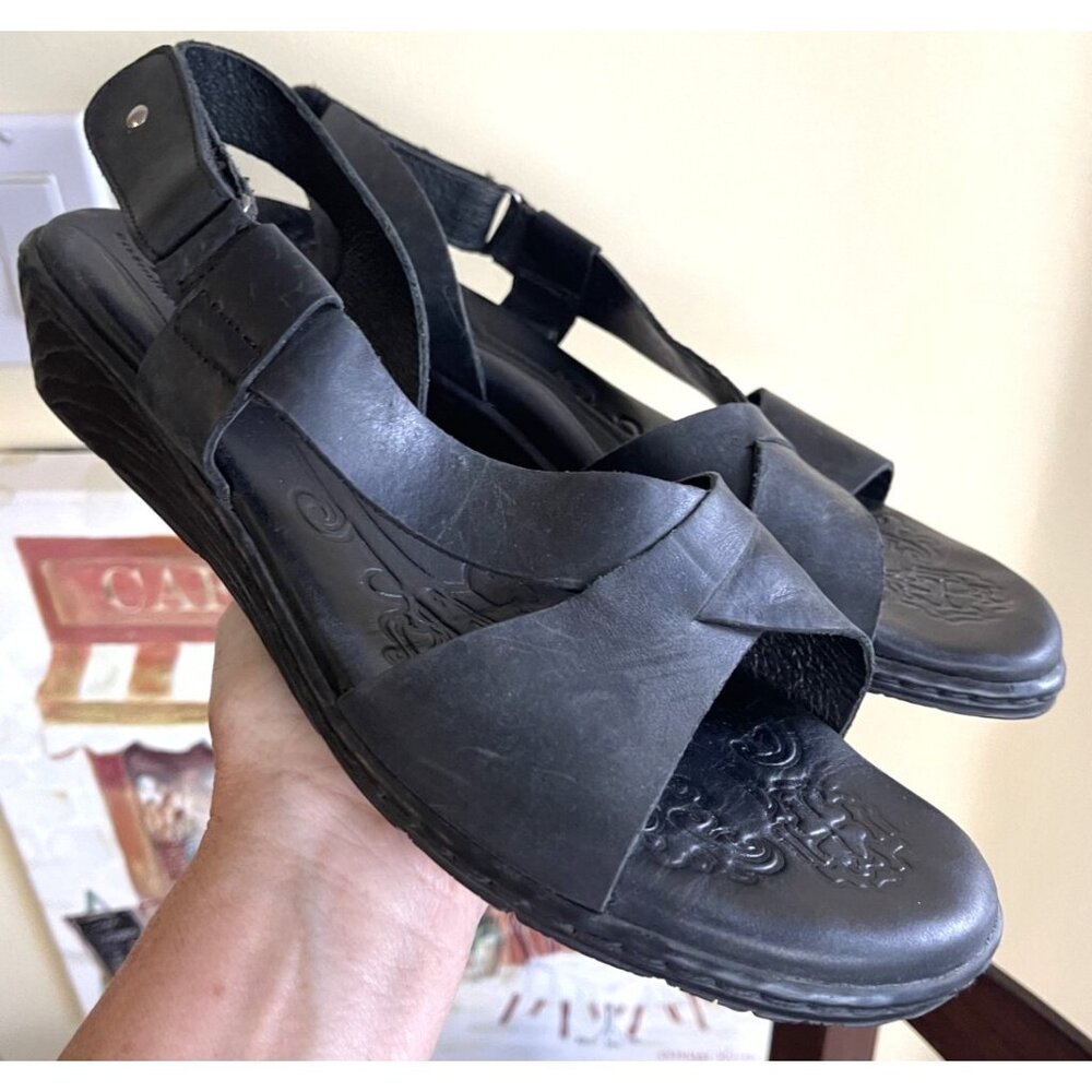 Born Women's Size US 9 Black Leather Wedge Open Toe Hook‎ & Loop Sandals Comfort